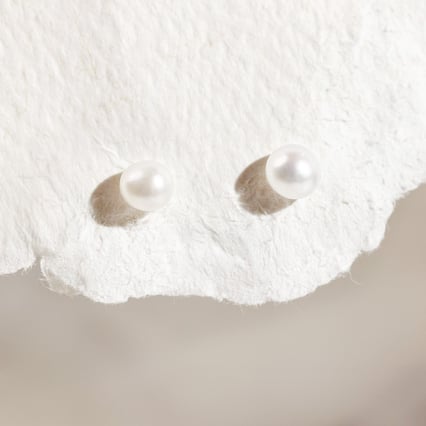 Minimalistische Perlen Ohrringe Lyam