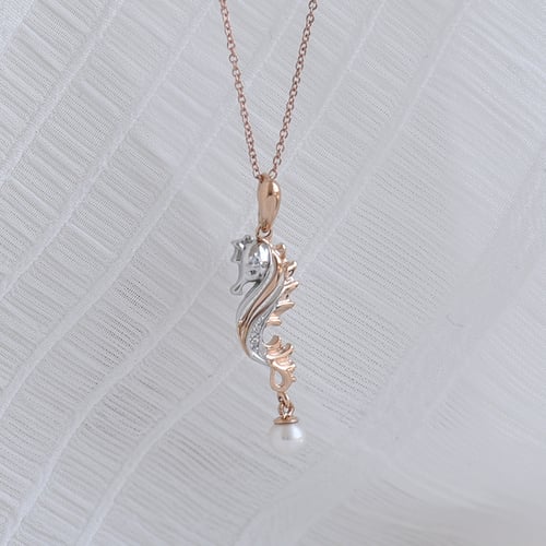 Anhänger mit Seepferdchen und Diamanten Delen