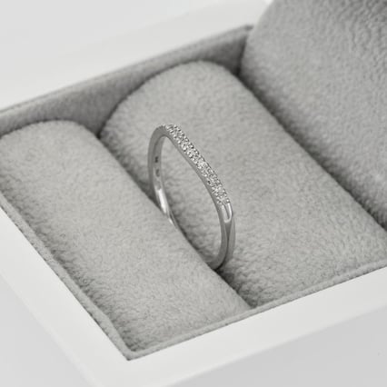 Memoire Ring in V- Form mit Diamanten Celiena