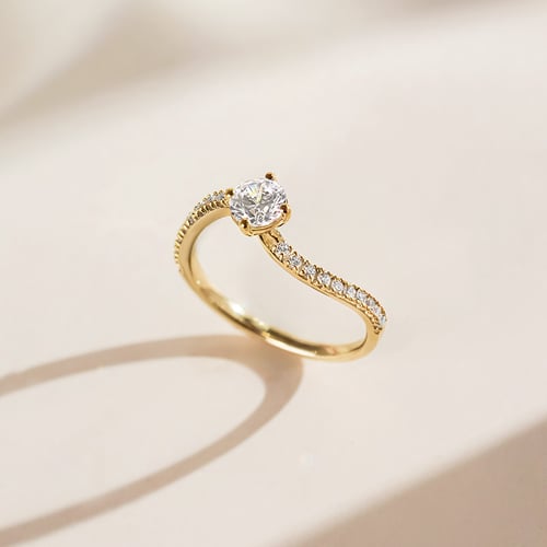 Unkonventioneller Verlobungsring mit Diamanten Elise