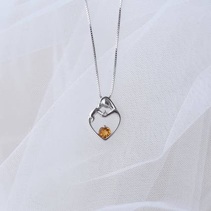 Silberner Anhänger Mutter und Kind mit Citrin und Diamant Ella
