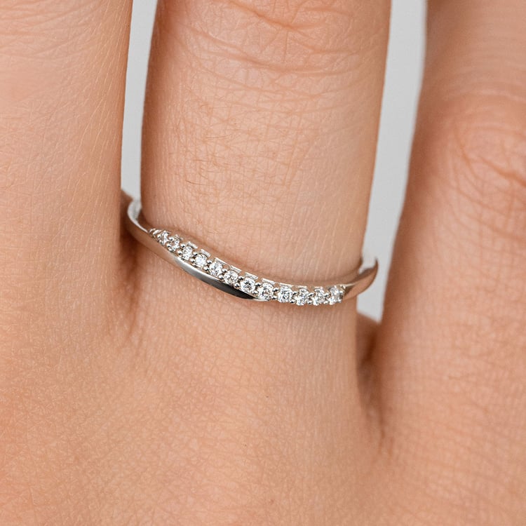 Atypisch gewellter Goldring mit Lab Grown Diamanten Vide 160704