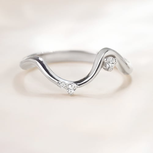 Ring in Wellenform mit Lab Grown Diamanten Lydie