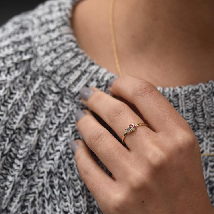 Goldring mit rosa Diamant, Tsavorit Granat und Saphir Samand 49084