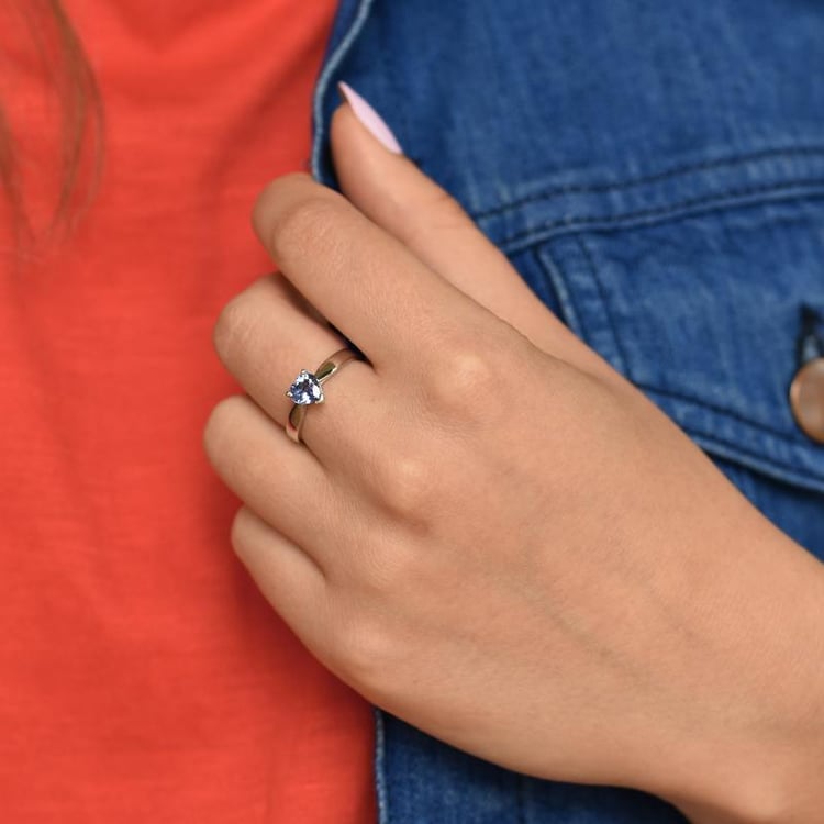 Verlobungsring mit Tansanit in Herzform Lila 33990