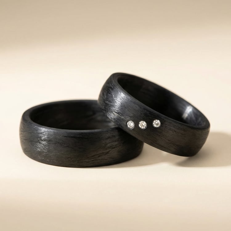 Flache Eheringe aus Carbon mit Diamant Jennie 166560