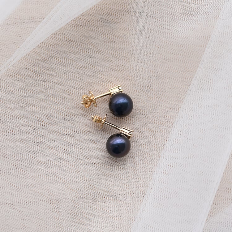 Schwarze Perlen in Ohrsteckern 58519