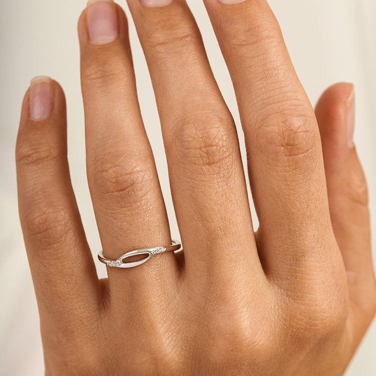 Atypisher Ring aus Gold mit Diamanten Nils 163003