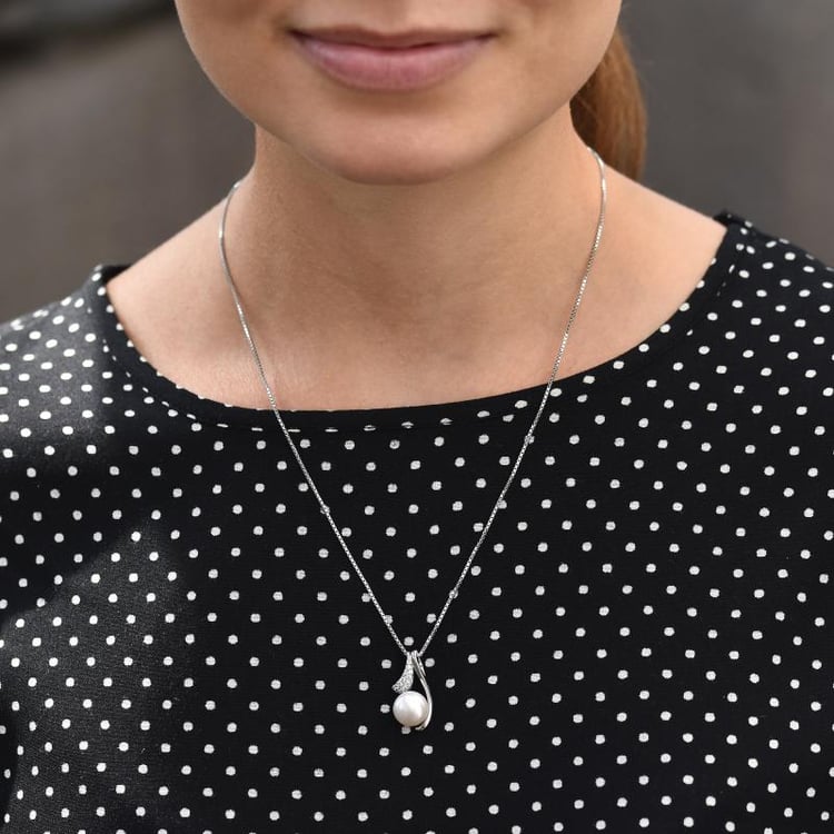 Silbernes Perlenset mit Zirkonia Elgyra 46817