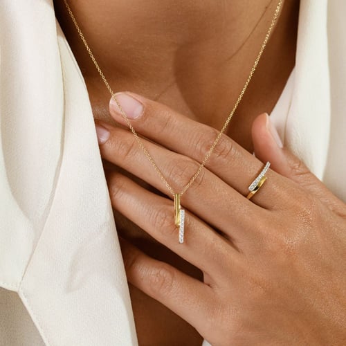 Anhänger aus Gold mit Lab Grown Diamanten Katie