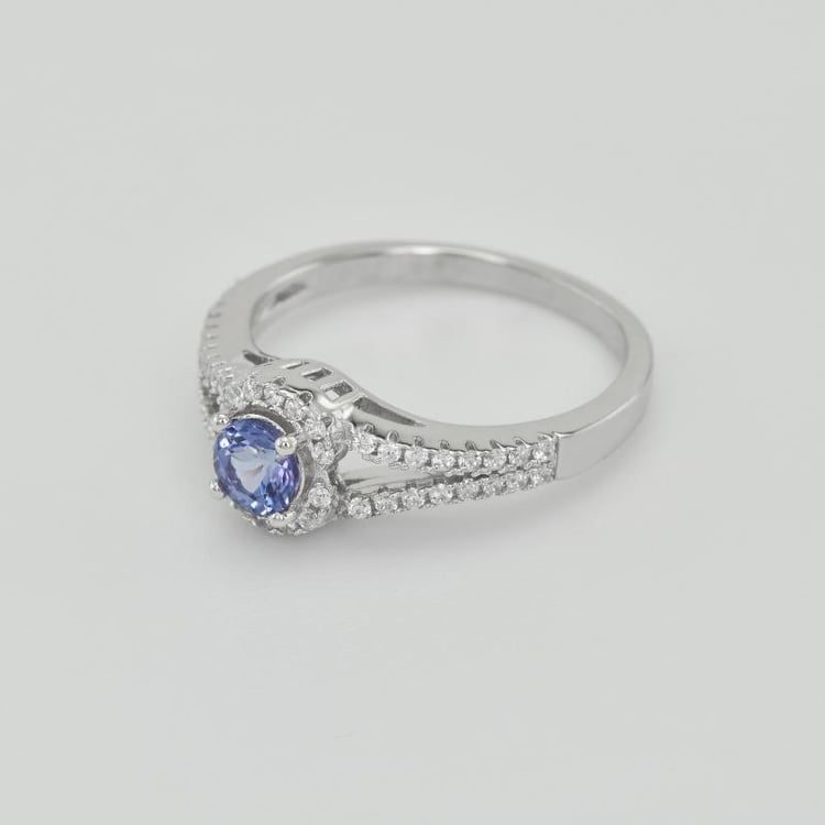 Silberner Ring mit Tansanit und Zirkonia Irdai 21165