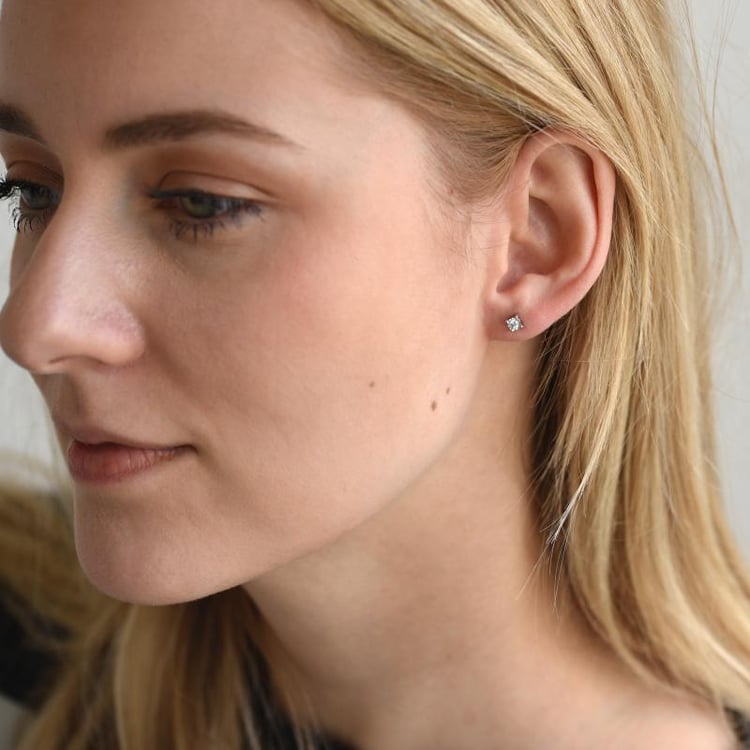 Ohrringe mit Lab Grown Diamanten und Auswahl des Karatgewichts Ammanda 75640