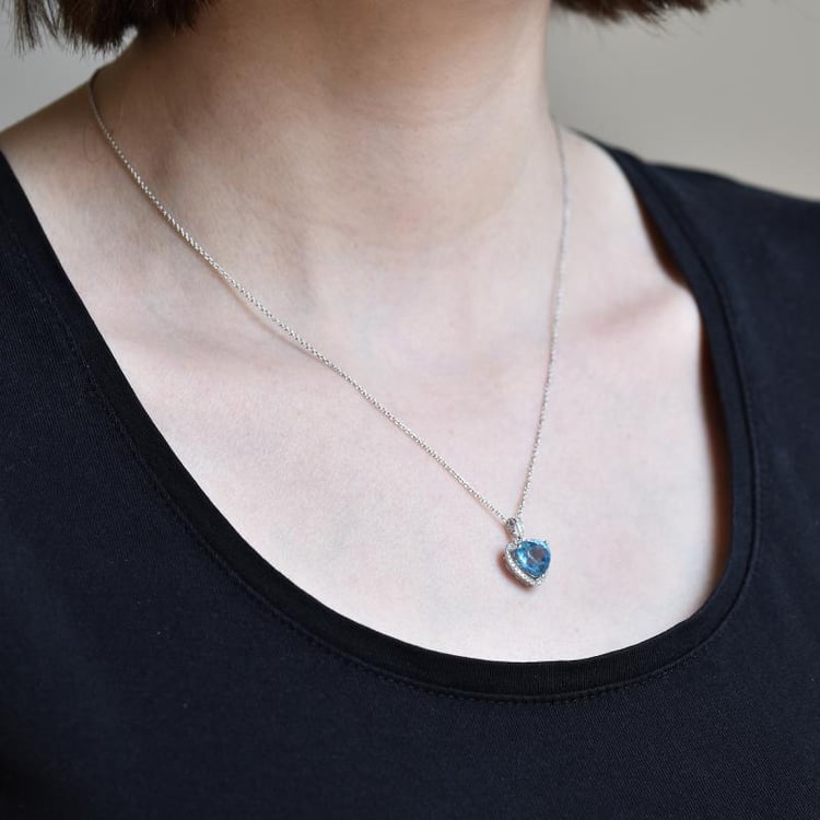 Anhänger in Herzform mit Topas und Diamanten Eliya 13808