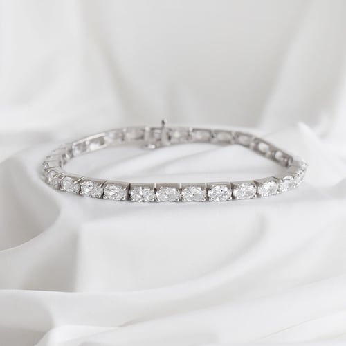 Silbernes Armband mit ovalen Zirkonia Rolf