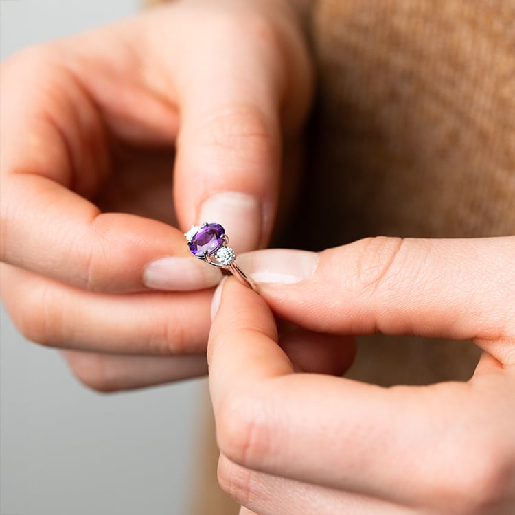 Verlobungsring mit Amethyst und Lab Grown Diamanten Brink 147653