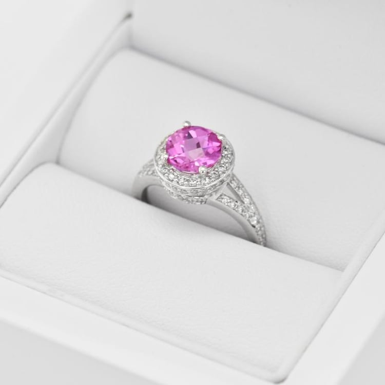 Ring mit Saphir 20429