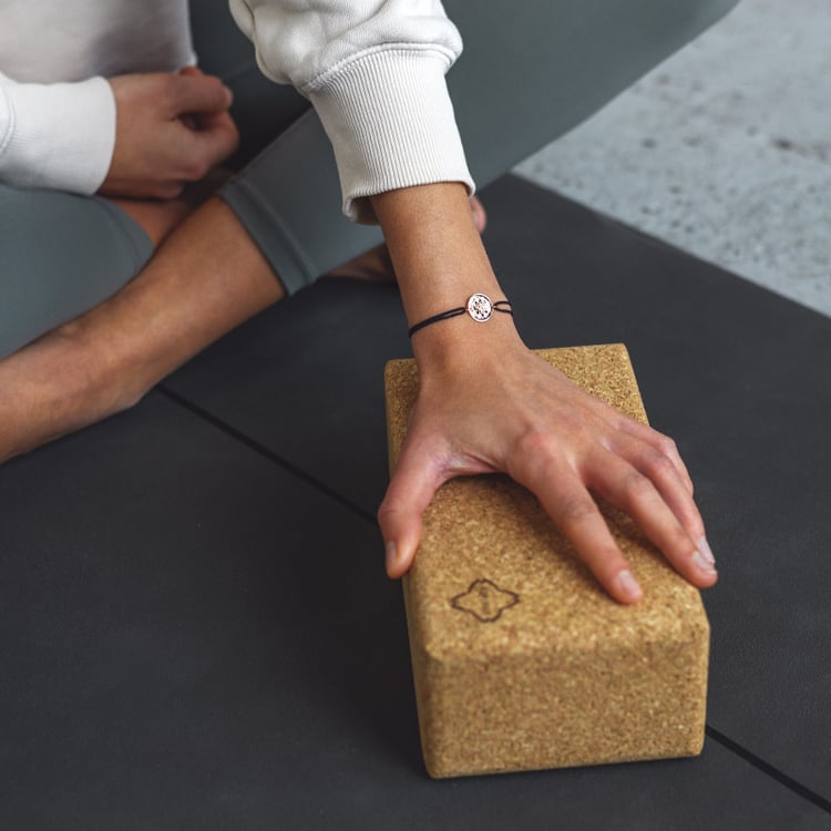 String Armband mit dem Yoga Symbol Mandala 134186