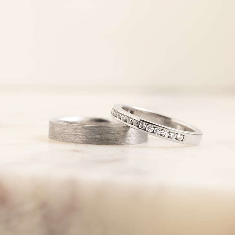 Memoire Ring mit 2mm Diamanten Brilly 138004