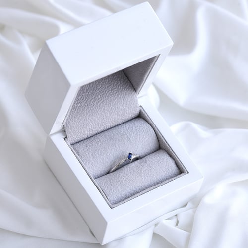 Ring mit Saphir und Diamanten Margareta