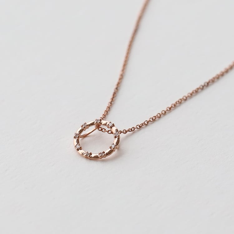 Silberner Anhänger im Karmastil mit Diamanten Heidi 73879