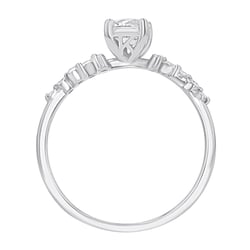 Verlobungsring mit Buchstaben und Lab Grown Diamanten Carina