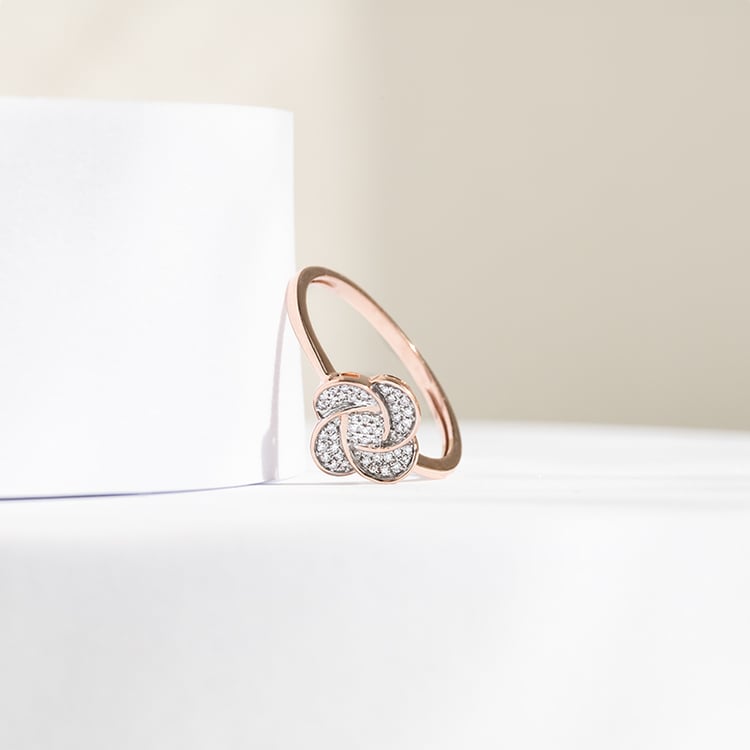 Goldkollektion mit Diamantschmuck in Blumenform Aster 142375