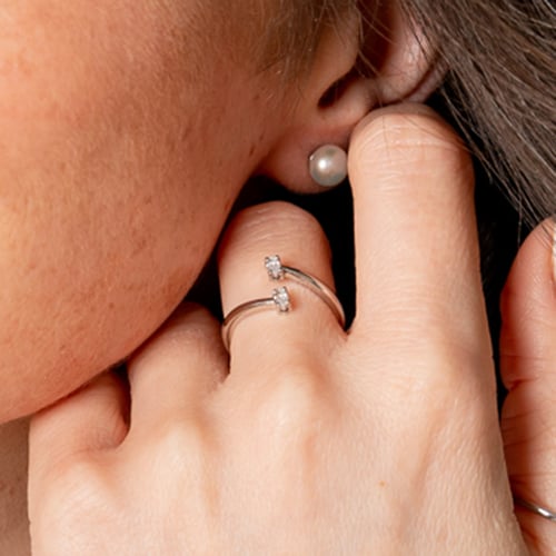 Ungewöhnlicher Ring aus Gold Alik