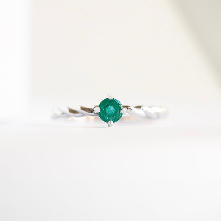 Geflochtener Ring mit Smaragd Nelson 145548