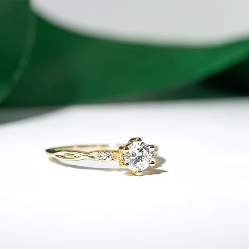 Verlobungsring aus Gold mit 1ct IGI-zertifiziertem Lab Grown Diamanten Mileva