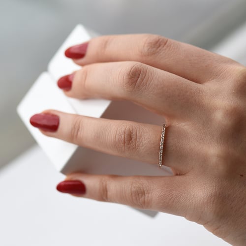 Eternity-Ring mit 1.50 mm großen Moissaniten Otila