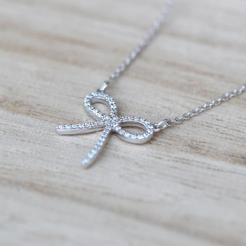 Schleife mit Diamanten Jonina