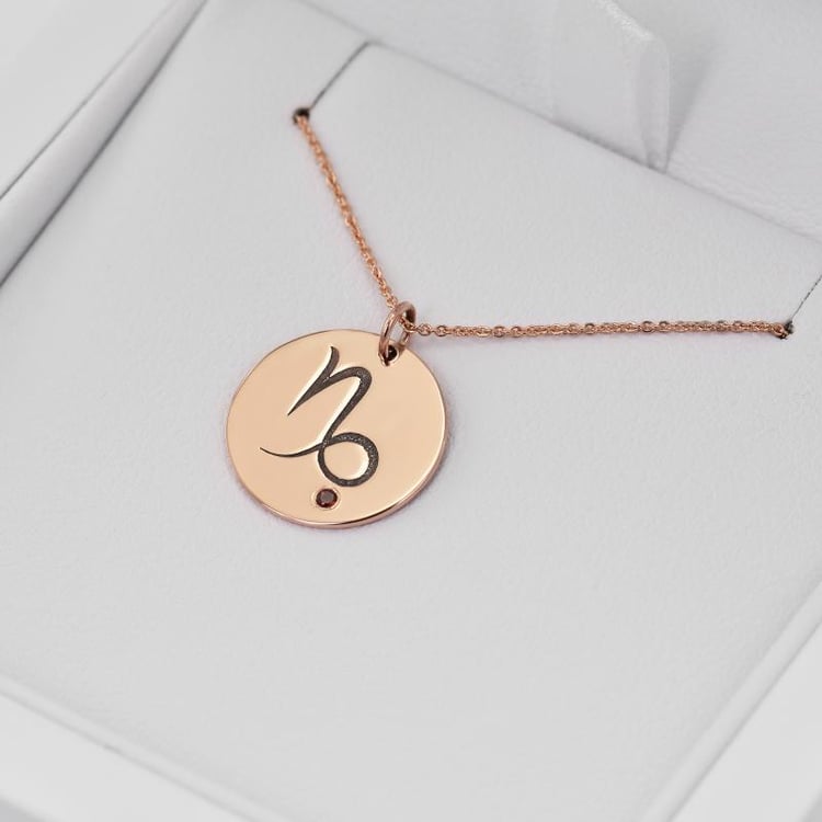 Rosegold Anhänger mit Steinbock Gravur und Granat 30770