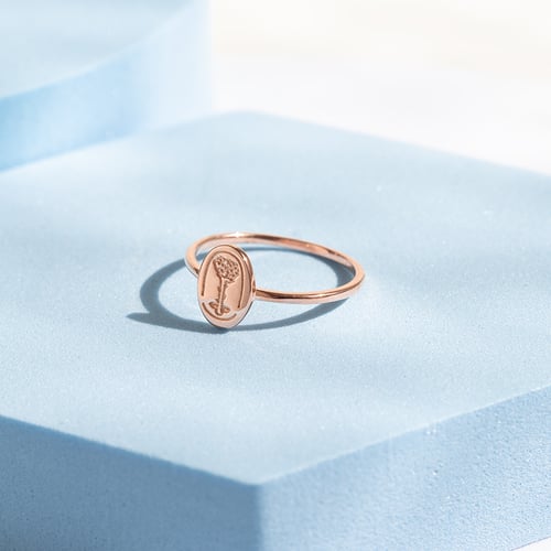 Silberner ovaler Ring mit der Gravur der Rose aus dem Kleinen Prinz