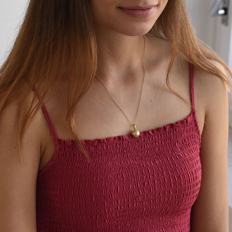 Halskette aus Gold mit Südseeperle und Diamanten Isadora 68150