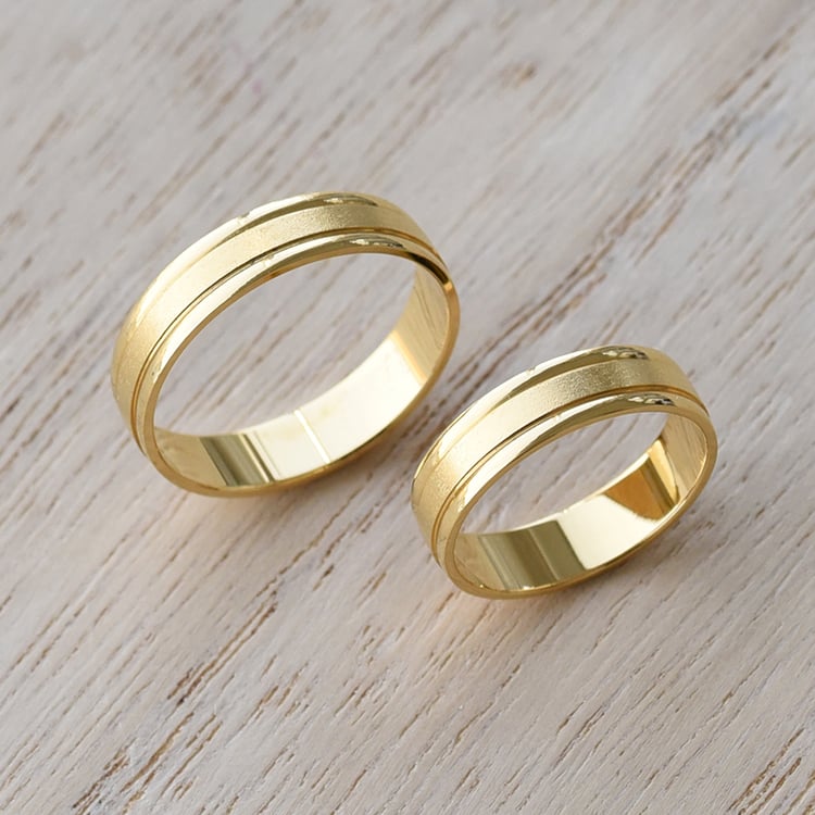 Goldene Ringe 61478