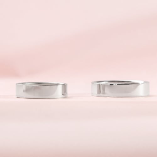 Flache Eheringe aus Gold Ilah