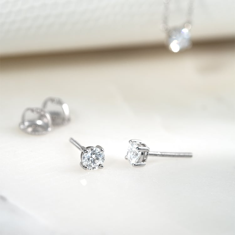 Ohrstecker aus Gold mit IGI-zertifizierten 0.30ct Lab Grown Diamanten Christi 131454