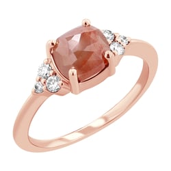 Ring aus Gold mit einem Salt and Pepper Diamanten Agathe