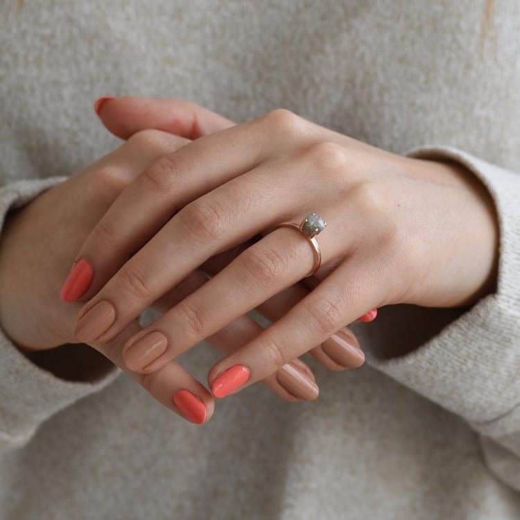 Goldener Ring mit Rohdiamant Nemy 52668