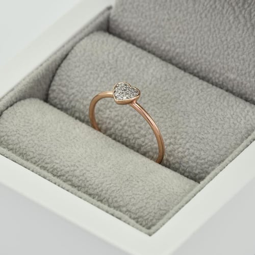 Silberner Ring mit einem Herzen voller Lab Grown Diamanten Ubline