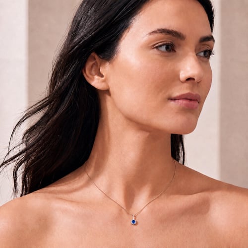 Strieborný elegante Anhänger mit blauem Saphir und Lab Grown Diamanten Harvey