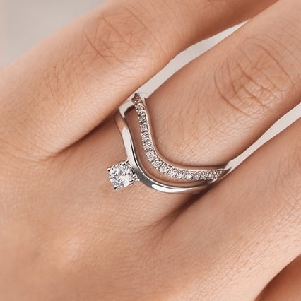 Romantisches Verlobungs-Set mit Diamantringen Maryna