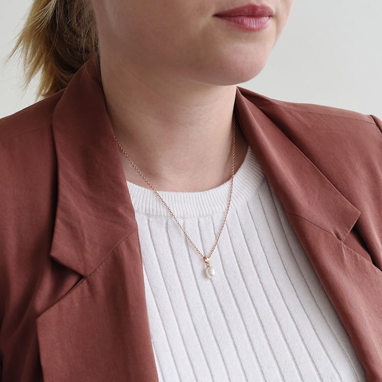 Vergoldeter Anhänger mit Perle Panos 87976