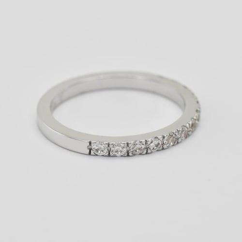 Eternity-Ringe mit 2 mm großen Moissaniten Lowum