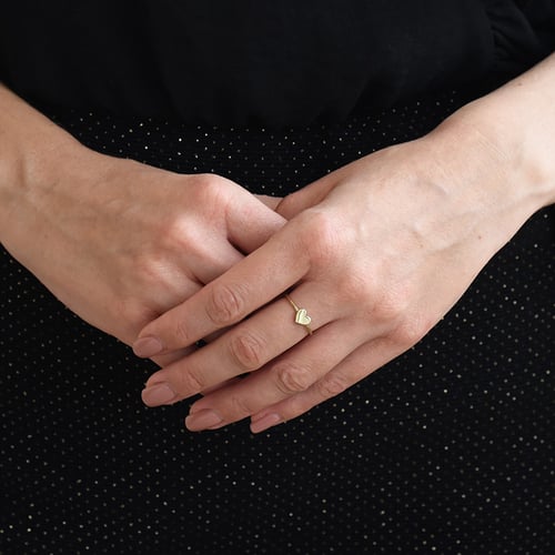 Minimalistischer Goldring mit Herz Ottilie