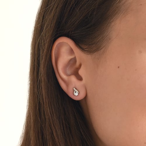 Zarte Ohrringe mit 0.22ct Diamanten Fox