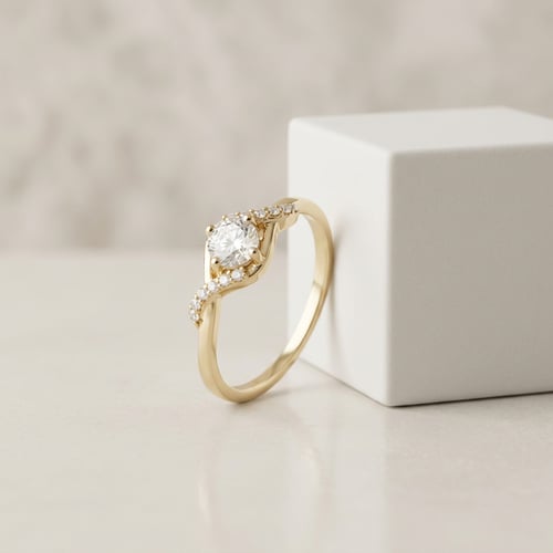 Verlobungsring mit seitlichen Diamanten Ophir