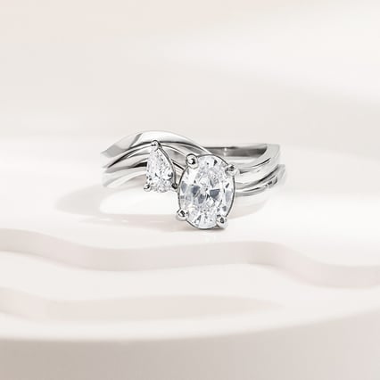 Romantisches Verlobungs-Set mit Lab Grown Diamantringen Leila