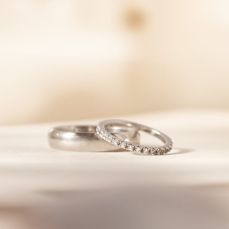 Goldene Eheringe im Set mit Diamanten Otila 138066