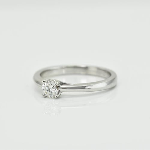Verlobungsring mit Lab Grown Diamanten Katya